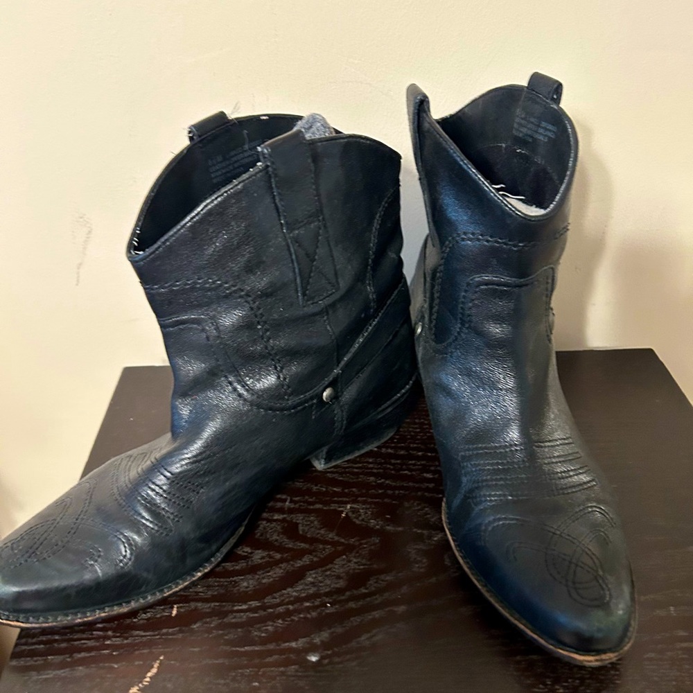 Franco Sarto leather western boots size 8